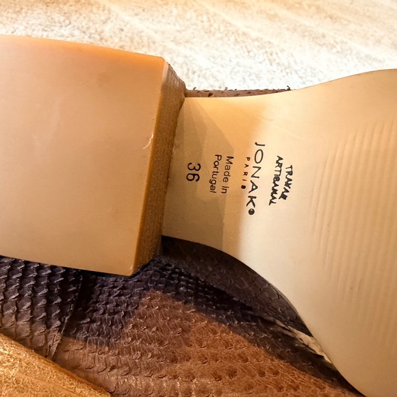 Jonak Paris Elegant Brown Textured Ankle Booties - Picture 6 of 6